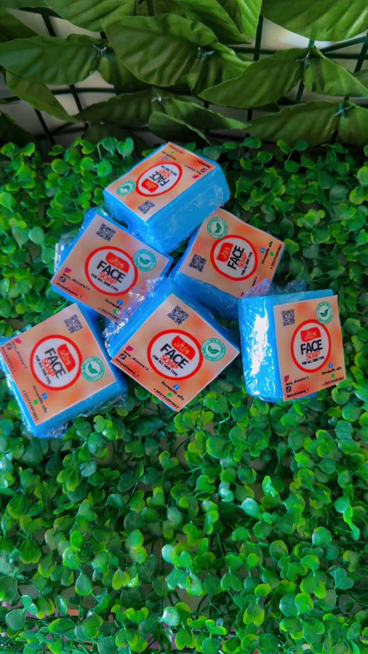 SAPONE PER BRUFOLI E ACNE